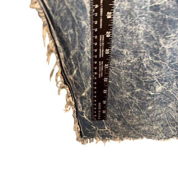 Thrill Jeans Top Women's 2X Blue Distressed Button Up Tunic Collared Shirt - Picture 8 of 12